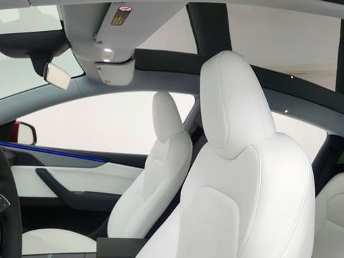 Used 2026 Tesla Model Y AWD image 32