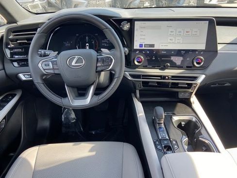 Used 2025 Lexus RX 350 Premium AWD/4WD image 12