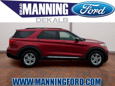 Used 2021 Ford Explorer XLT w/ Class III Trailer Tow Package AWD/4WD image 1