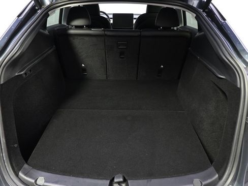 Used 2022 Tesla Model Y Long Range image 19