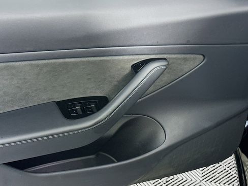 Used 2019 Tesla Model 3 Long Range image 15