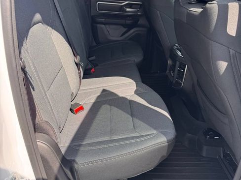 Used 2022 RAM 1500 Big Horn AWD/4WD image 18