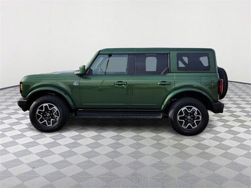 Used 2025 Ford Bronco Outer Banks image 4