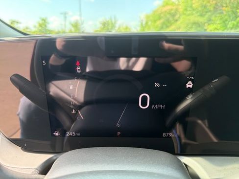 Used 2026 Buick Encore GX Sport Touring w/ Comfort Package FWD image 18