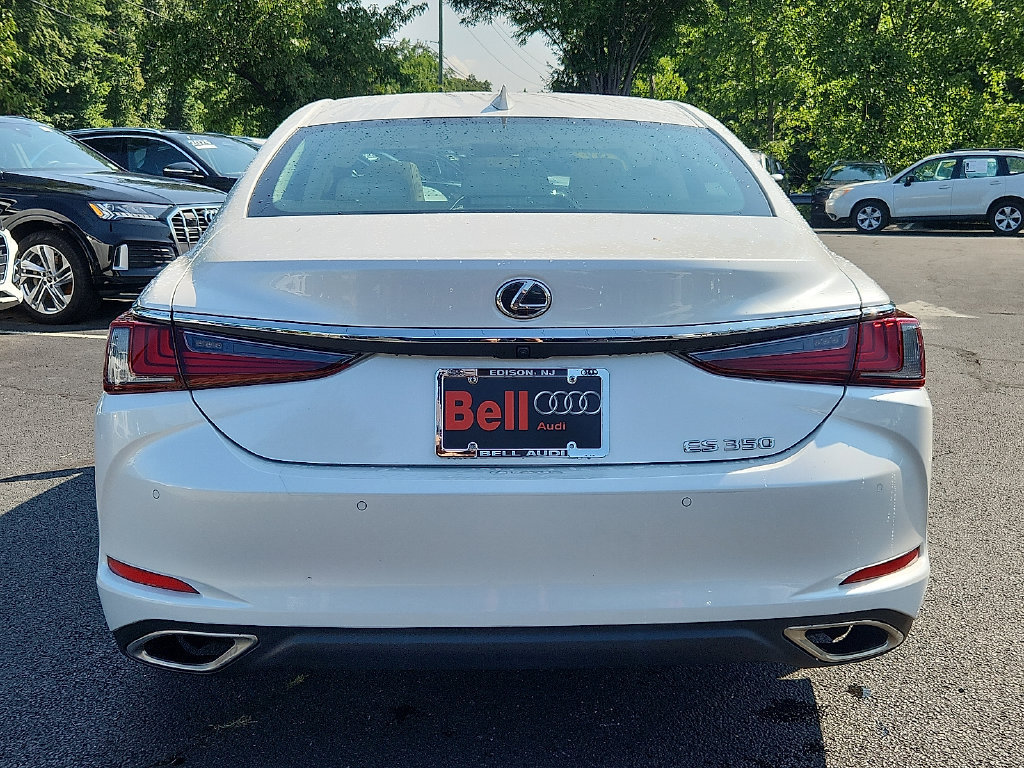 Used 2024 Lexus ES 350 w/ Premium Package FWD image 11