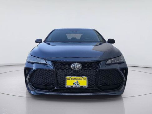 Used 2019 Toyota Avalon XSE FWD image 8