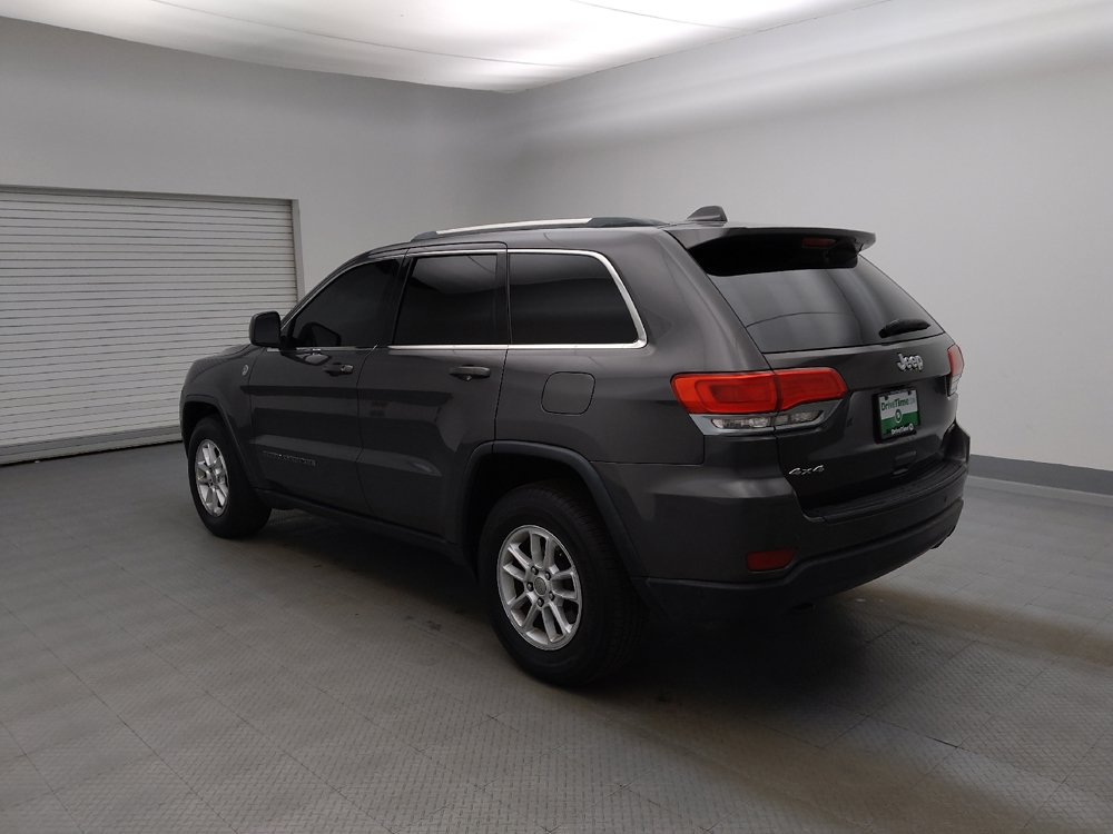 Used 2018 Jeep Grand Cherokee Laredo AWD/4WD image 3