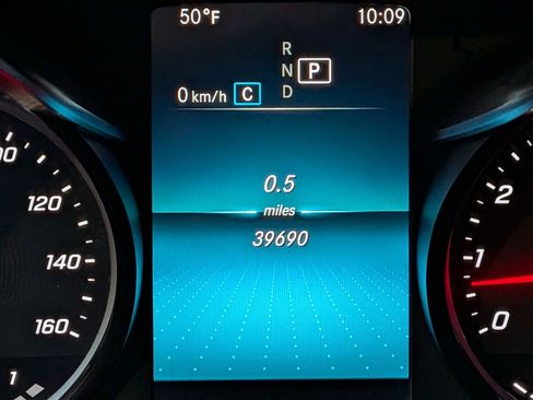 Used 2020 Mercedes-Benz GLC 300 300 image 16