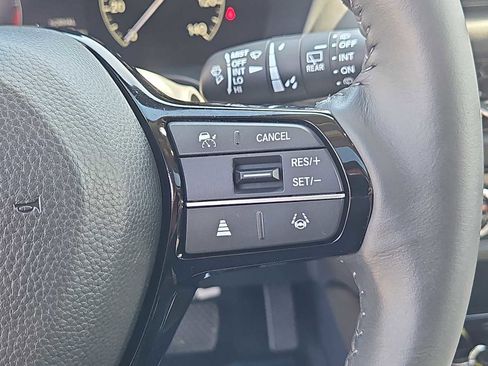 Certified 2024 Honda HR-V EX-L image 23