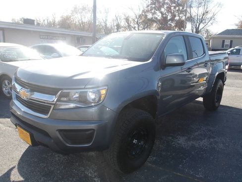 Used 2019 Chevrolet Colorado W/T w/ WT Convenience Package image 8