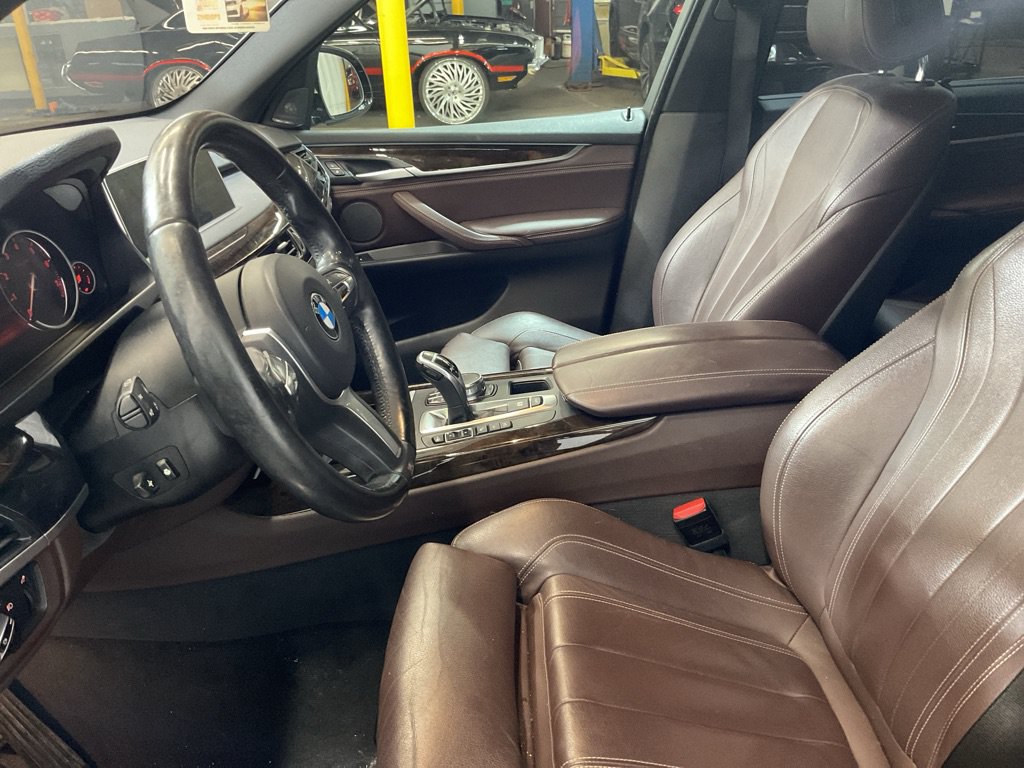 Used 2018 BMW X5 xDrive50i AWD/4WD image 19