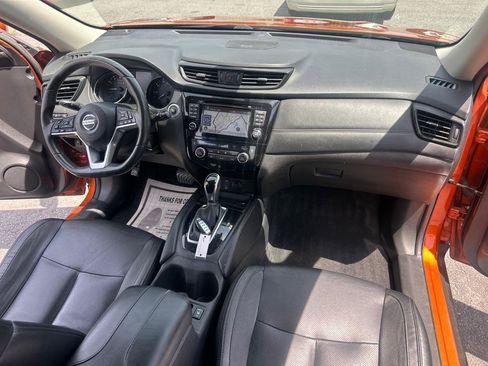 Used 2017 Nissan Rogue SL AWD/4WD image 24