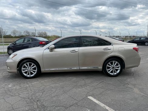 Used 2010 Lexus ES 350 image 2
