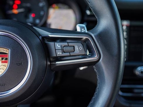 Used 2024 Porsche Macan w/ Premium Plus Package image 30