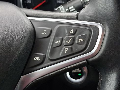 Used 2023 Chevrolet Equinox Premier FWD image 25