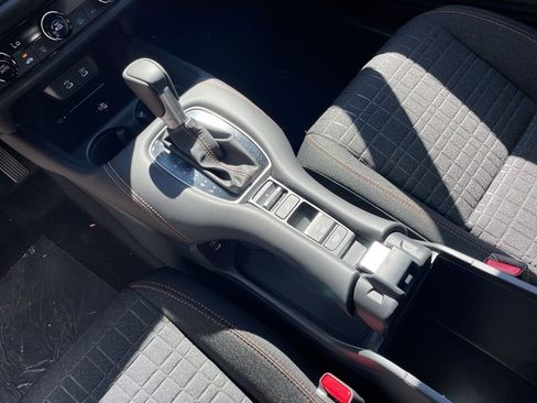 New 2026 Honda HR-V Sport image 9