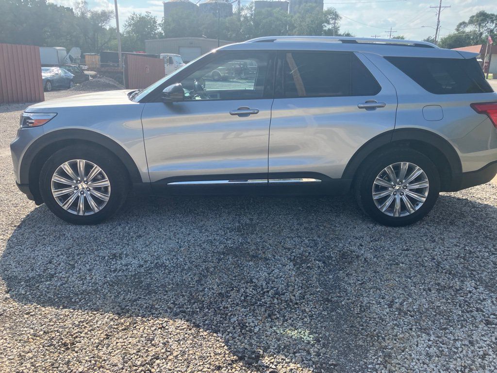 Used 2020 Ford Explorer Limited AWD/4WD image 5