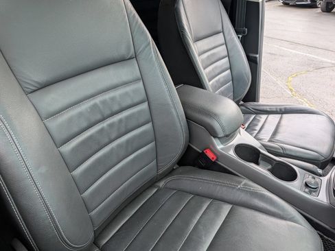 Used 2016 Ford Escape SE w/ SE Leather Comfort Package AWD/4WD image 21