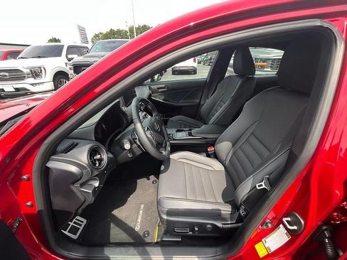 Used 2025 Lexus IS 500 w/ Accessory Package 2 RWD image 15