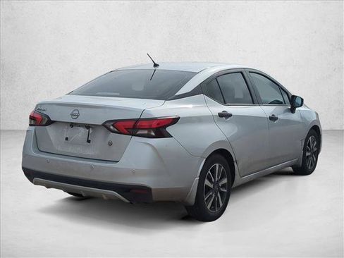 Used 2024 Nissan Versa S w/ S Plus Package image 5