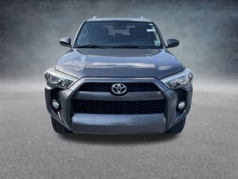 Used 2017 Toyota 4Runner SR5 image 8