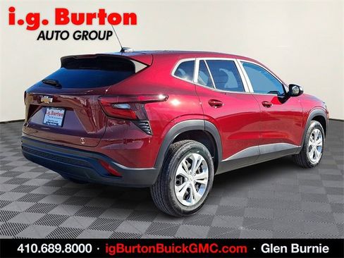 Certified 2024 Chevrolet Trax LS w/ Driver Confidence Package image 6