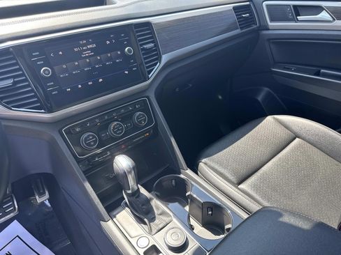 Used 2019 Volkswagen Atlas SEL R-Line AWD/4WD image 27