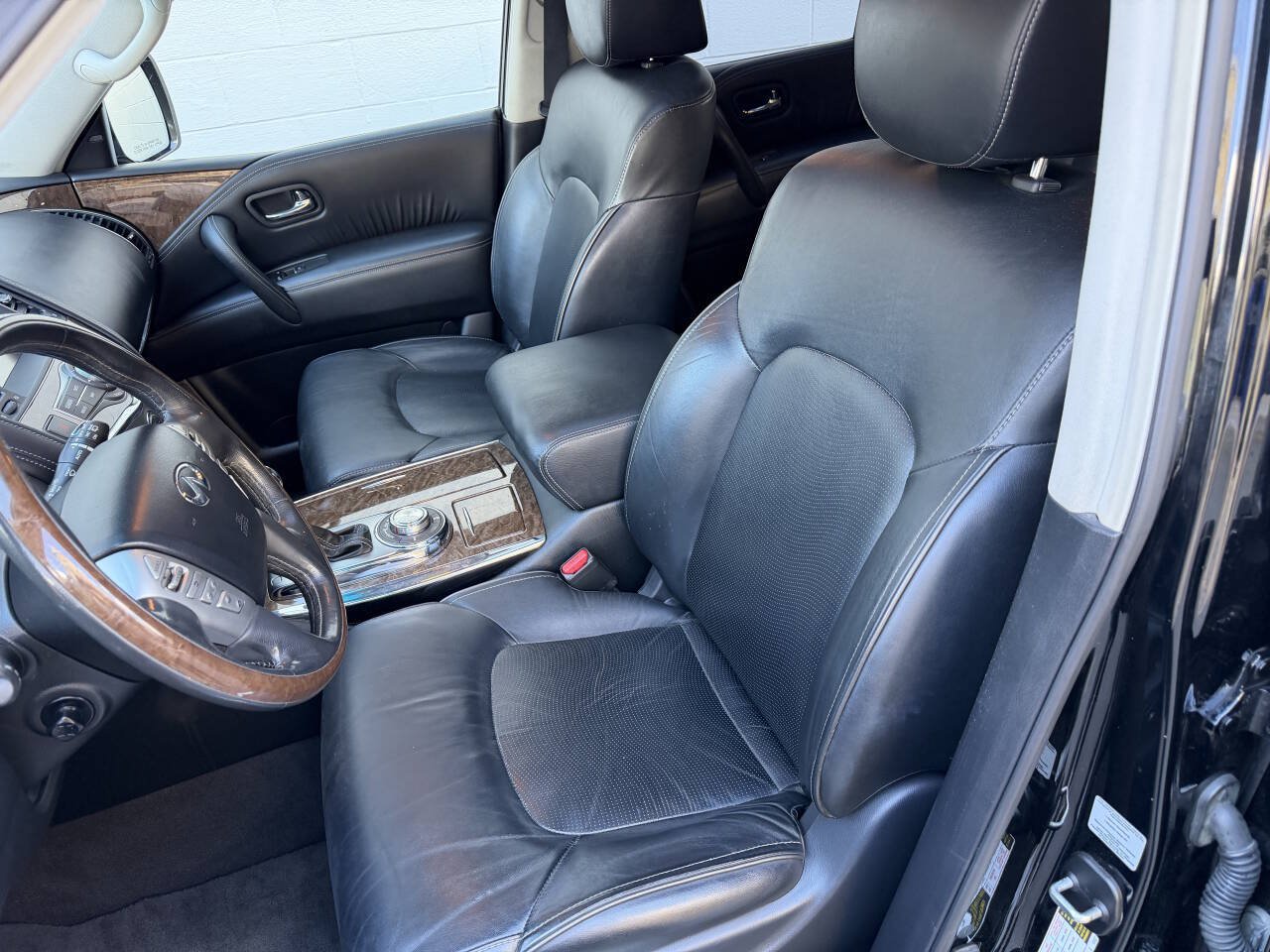 Used 2015 INFINITI QX80 4WD w/ Theater Package image 15