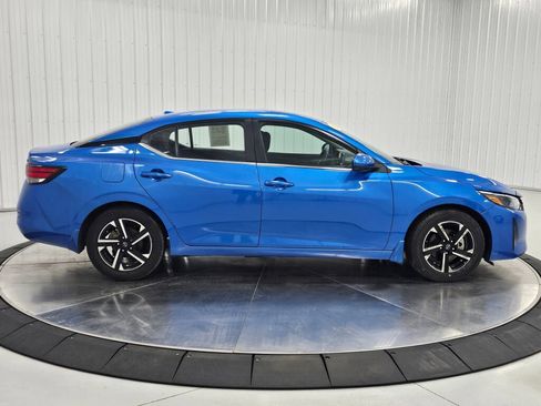 Used 2024 Nissan Sentra SV w/ All-Weather Package FWD image 6