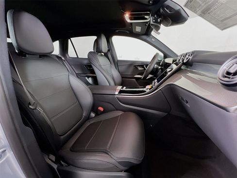 New 2026 Mercedes-Benz GLC 300 4MATIC image 25
