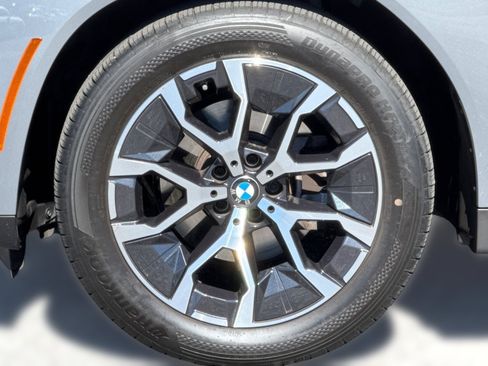 Used 2026 BMW X3 xDrive30i w/ Premium Package AWD/4WD image 12