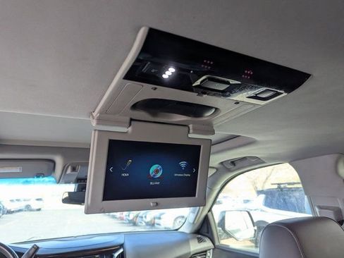 Used 2018 Cadillac Escalade ESV Premium Luxury image 30