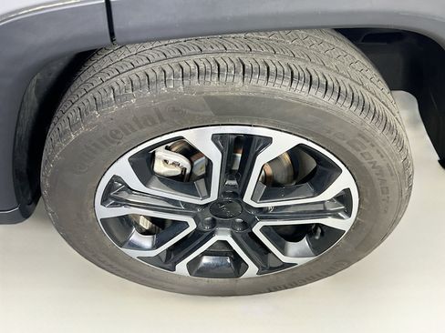Used 2022 Jeep Compass Limited w/ Sun and Sound Group AWD/4WD image 30