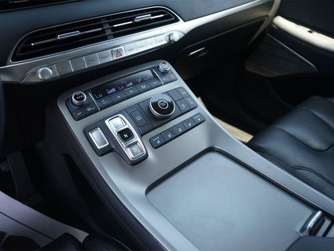 Used 2022 Hyundai Palisade Limited FWD image 29