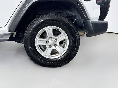 Used 2021 Jeep Wrangler Unlimited Sport image 30