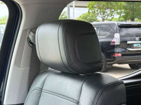 Used 2023 Toyota Tundra Limited AWD/4WD image 16