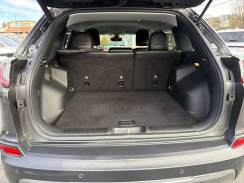 Certified 2019 Jeep Cherokee Limited image 24
