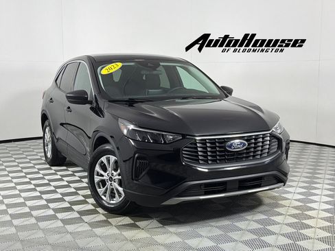Used 2023 Ford Escape Active FWD image 1
