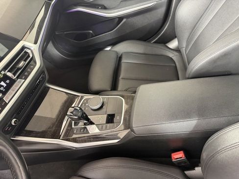 Used 2020 BMW 330i xDrive 330i xDrive w/ Convenience Package image 17