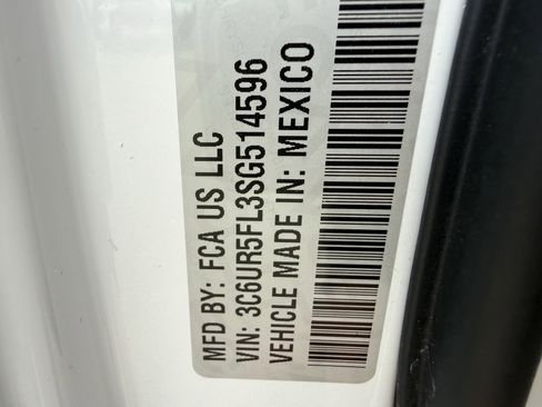 Used 2025 RAM 2500 Laramie image 34