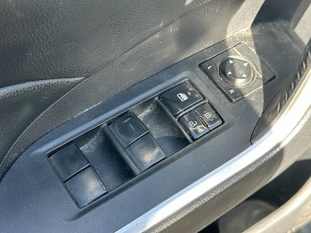 Used 2019 Toyota RAV4 LE AWD/4WD image 33