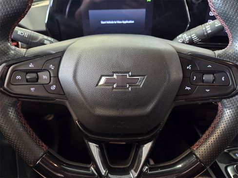 Certified 2024 Chevrolet Trax RS w/ Sunroof Package image 33