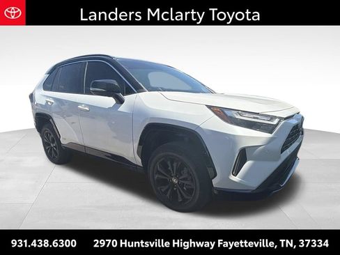 Used 2022 Toyota RAV4 XSE AWD/4WD image 9