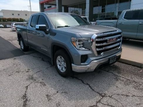 Used 2020 GMC Sierra 1500 SLE w/ SLE Value Package AWD/4WD image 9