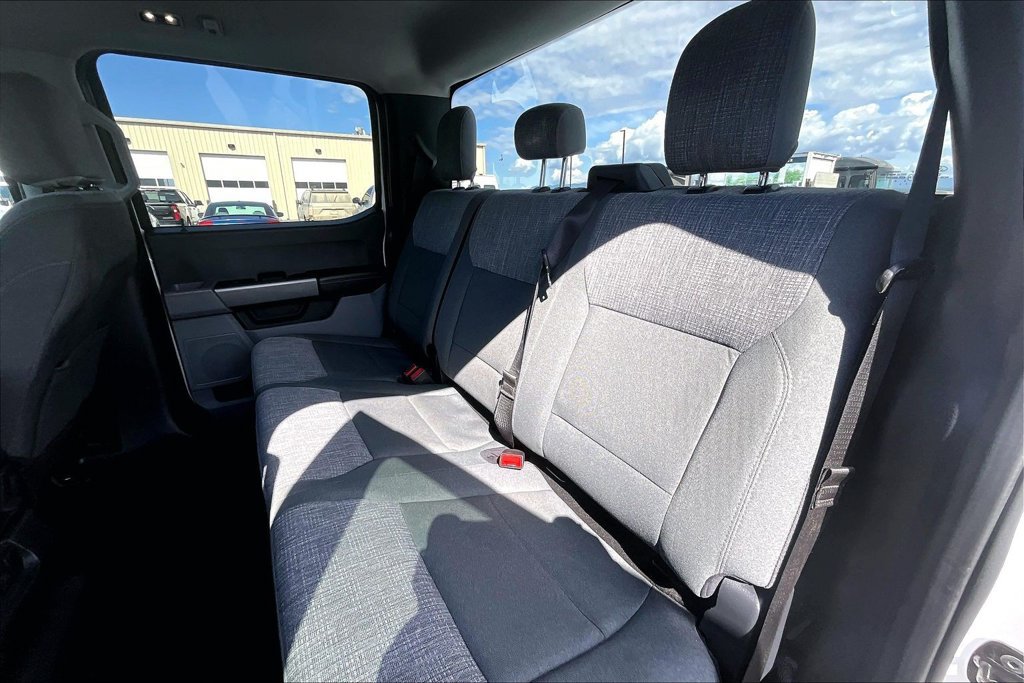 Used 2025 Ford F350 XLT AWD/4WD image 26