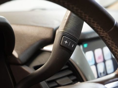 Used 2015 Chevrolet Tahoe LTZ image 26