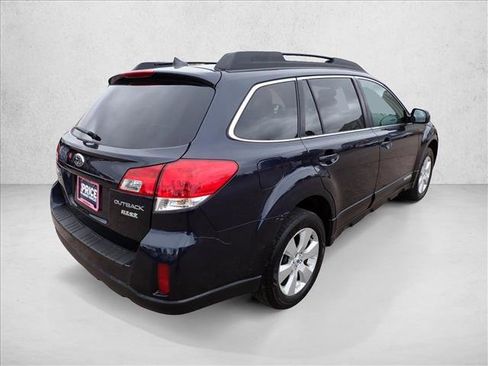 Used 2012 Subaru Outback 2.5i Limited AWD/4WD image 4