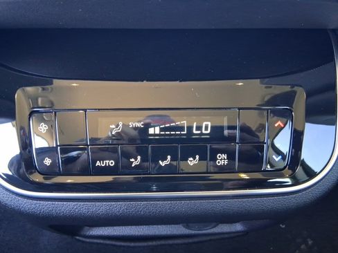 New 2026 Nissan Armada SV image 25