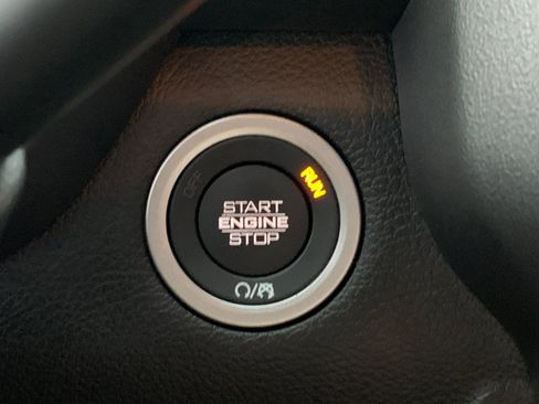 Used 2025 RAM 2500 Big Horn image 24