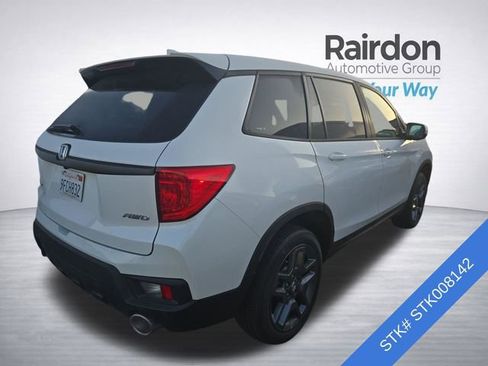Used 2023 Honda Passport EX-L image 2